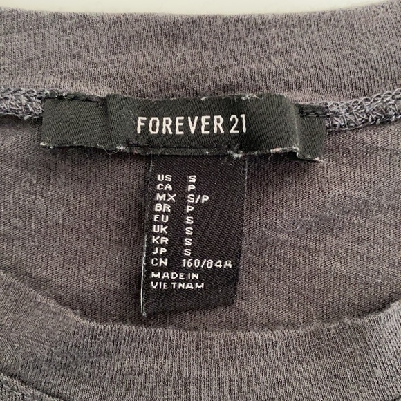 Forever 21 Grey Side Lace Up Short Sleeve Crop Top - Picture 2 of 2